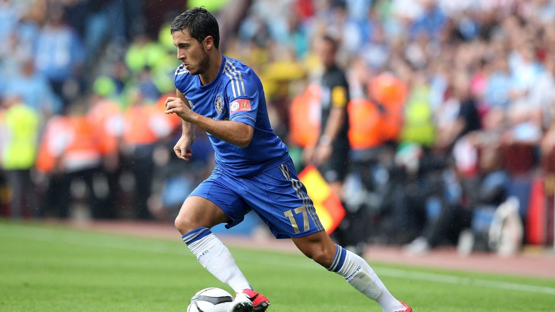 伊朗骑手吉塔·日特科维奇荣获2024年最佳障碍赛骑手奖,表彰其卓越表现。